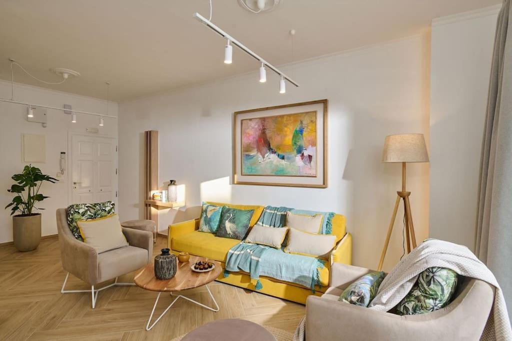 Kaizen Chania - New Central Apartment Just 350M Away With Private Jacuzzi And Free Parking! Exteriör bild