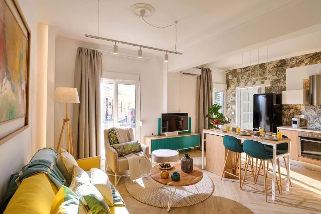 Kaizen Chania - New Central Apartment Just 350M Away With Private Jacuzzi And Free Parking! Exteriör bild